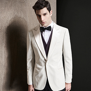 白色戧駁領禮服套裝